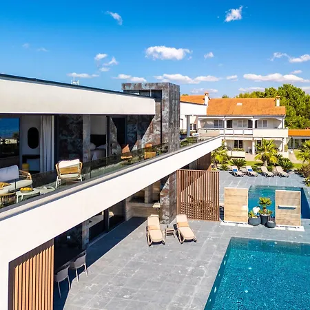 Sika Villa