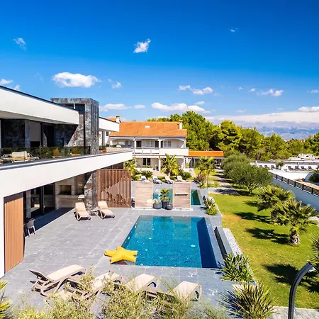 Sika Villa *